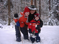 21.2.2009 - Šolmes s Lucčinými bratry na procházce nedaleko Doubku