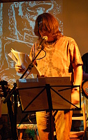 25.5.2010 - Koncert The Ignu Underground v Ryběnaruby - Šolmes recituje