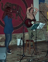 6.11.2012 - Improvizační divado Závrať + The Ignu (Šolmes a Verča) v Ryběnaruby