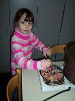 20.2.2013 - Šolmesův dětský klub - vaříme špagety